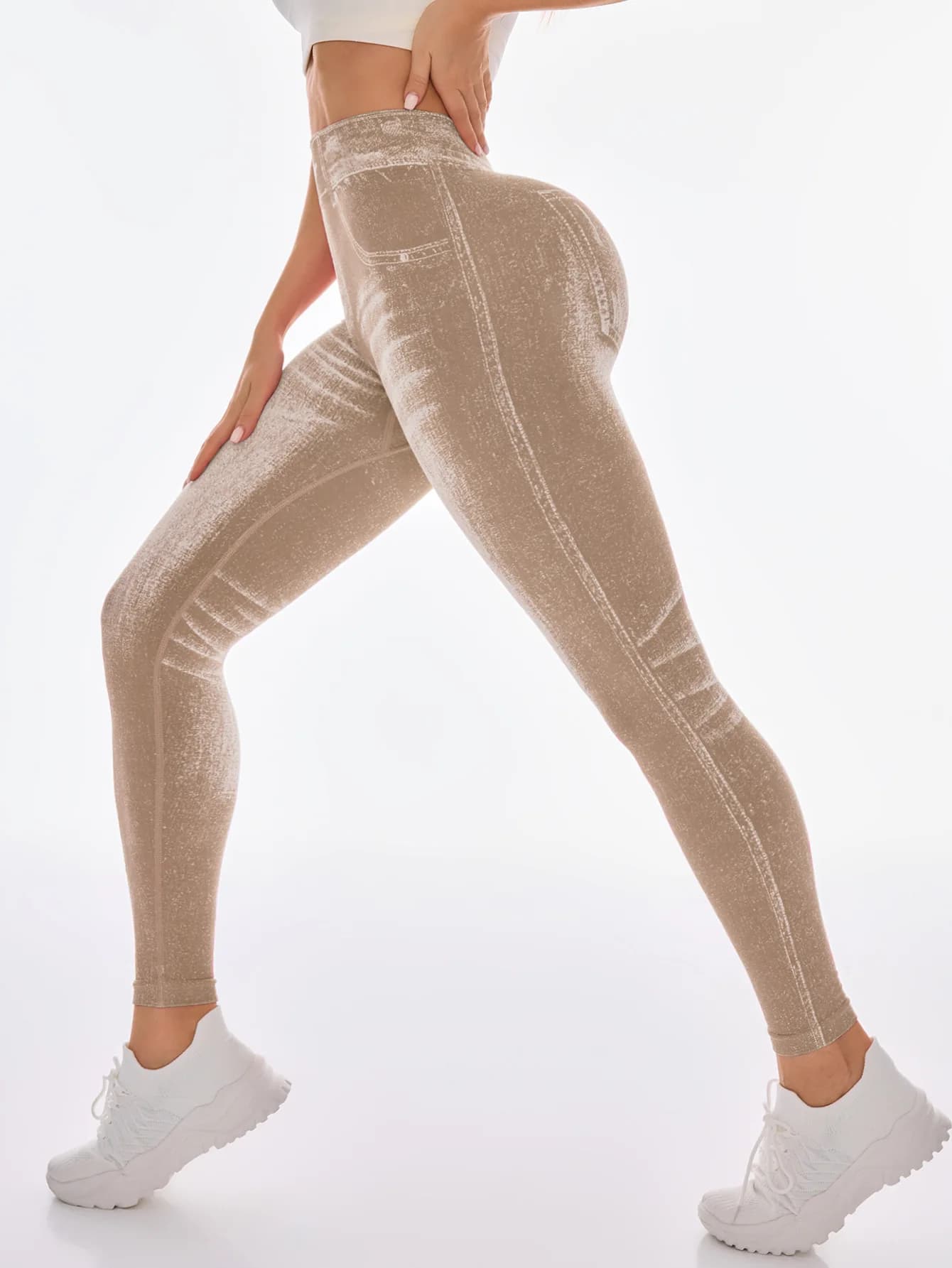 leggings-beiges-brillants